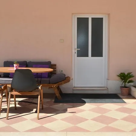 Luciano * Seget Vranjica