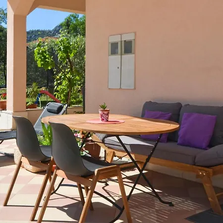 Apartment Luciano Seget Vranjica